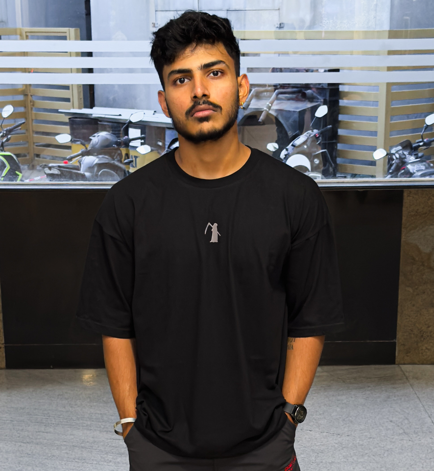 HUNT BLACK OVERSIZED T SHIRT